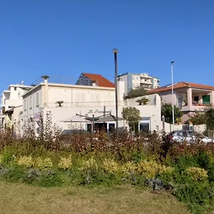 La Promenade & Olbia