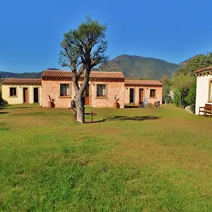 Alojamento de Acomodação e Pequeno-almoço Pubulos, Olbia